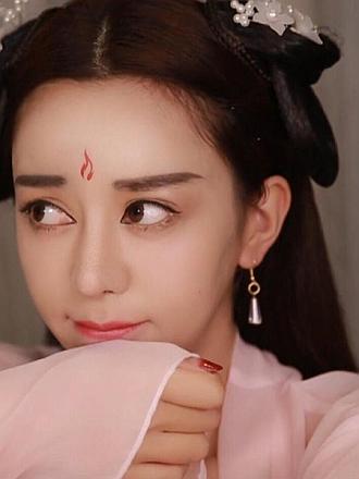 [ 视频 ]三生三世青丘殿下白凤九仿妆[ 视频 ]《三生三世枕上书》中